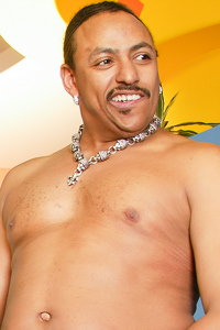 Julian St. Jox's profile picture by Zero Tolerance