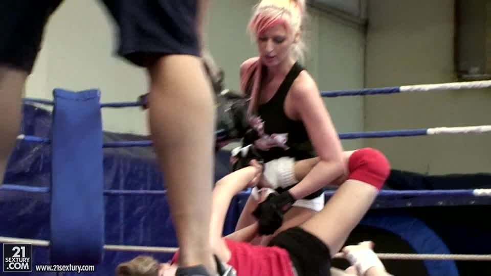 Backstage of White Angel vs Leyla Black