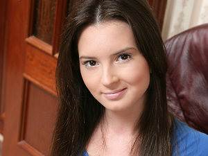 CutiesGalore presents Aaralyn