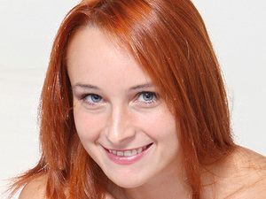 CutiesGalore presents Nadia Fox